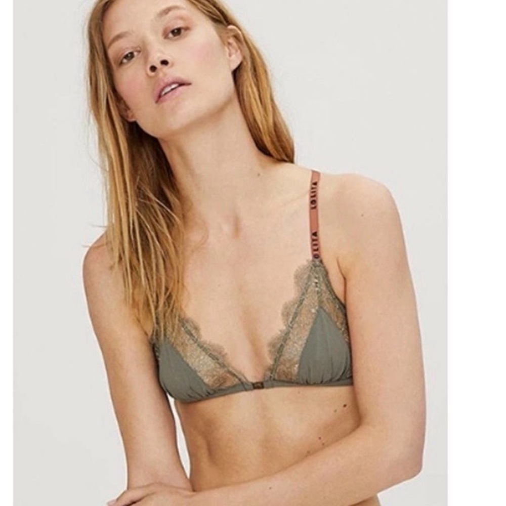 Love Stories Satin Lace Bralette Sage Green Racerback Front Closure Size 2 EUC